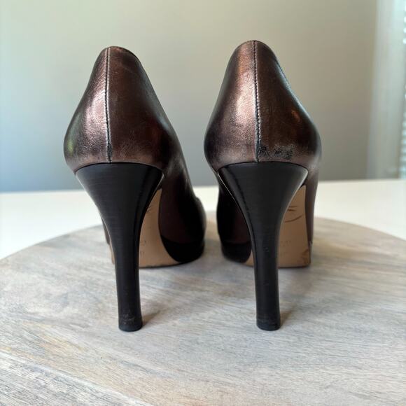 Authentic Gucci Metallic Bronze Brown Leather Platform Heels Pumps US Size 8.5 B - Picture 6 of 10